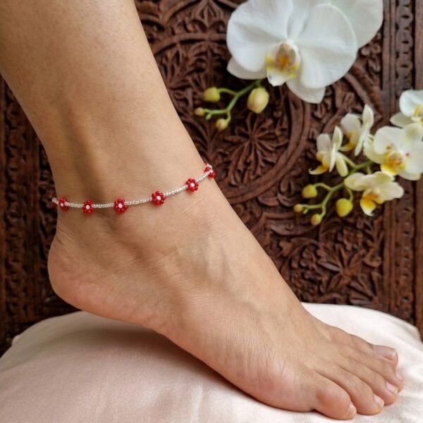 2026/01/1692-1.jpg "Crimson Sparkle" Silver & Red Floral Anklet