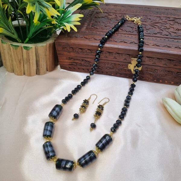20251124_111001 "Midnight Stripe" Black Crystal & Silver Banded Barrel Necklace Set