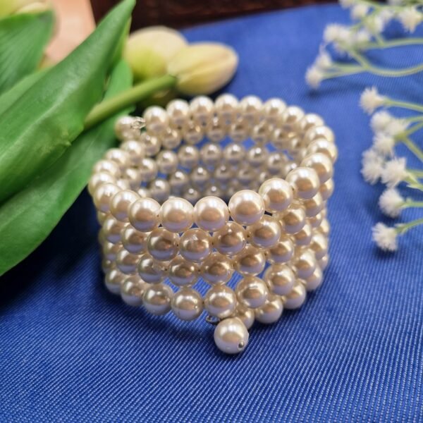 20251130_164711 Classic White Pearl Spiral Wrap Bracelet