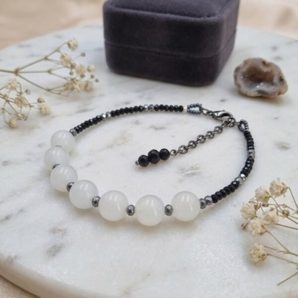 "Forest Night" Black & Green Minimalist Anklet with Leaf Charm