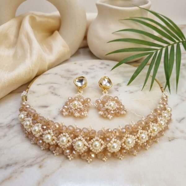 2026/01/3167.jpg "Champagne Glow" Crystal & Pearl Floral Choker Set